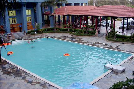 Bể bơi khách sạn Xanh Cửa Lò - Thiết Bị Bể Bơi Ngọc Phương Việt - Công Ty Cổ Phần Ngọc Phương Việt